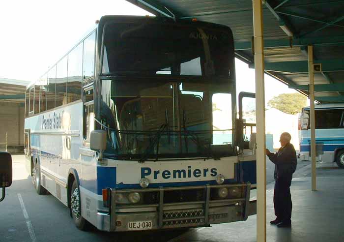 Premier Stateliner Volvo B10M Volgren 250